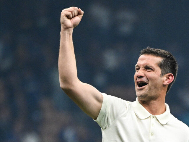 Chivu semnează cu Inter pe salariu mărit