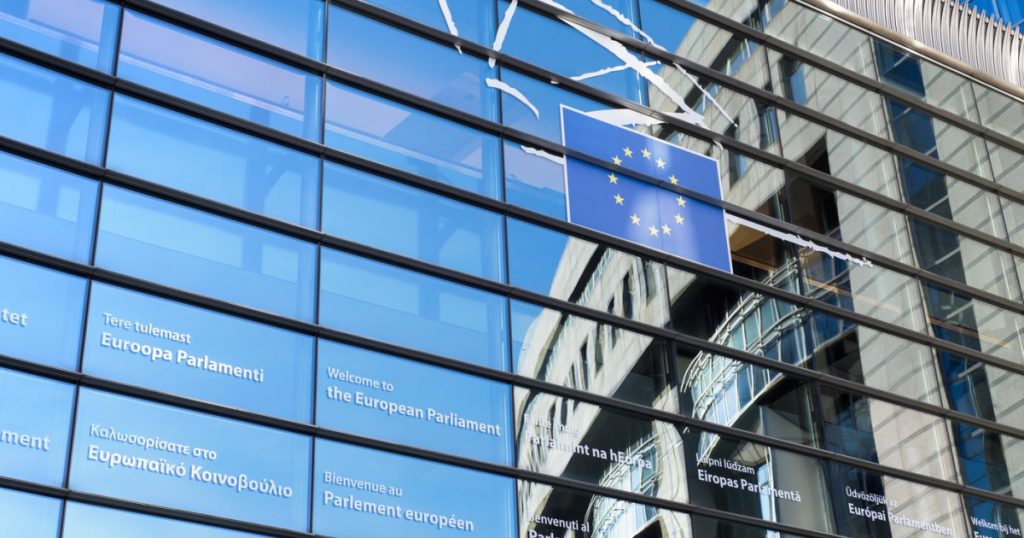 UE vrea firmele europene prioritare la achiziții publice
