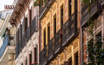 Portar, 50.000 euro, trădare în bloc de lux din Madrid