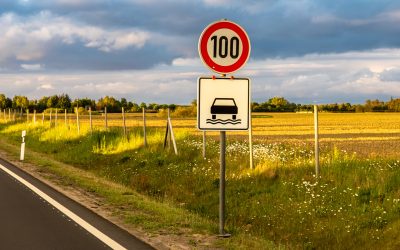 Bruxelles: Limitare automată a vitezei, sfârșit excesului?