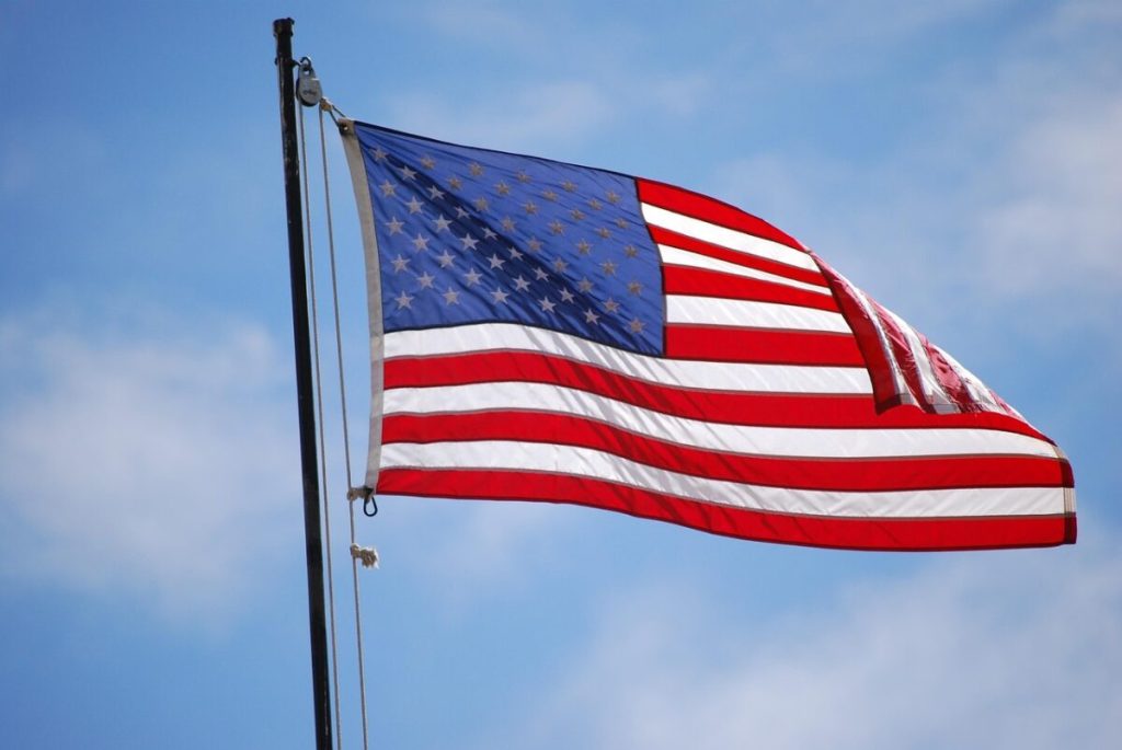 America în România: Festival de Independență cu burgeri uriași