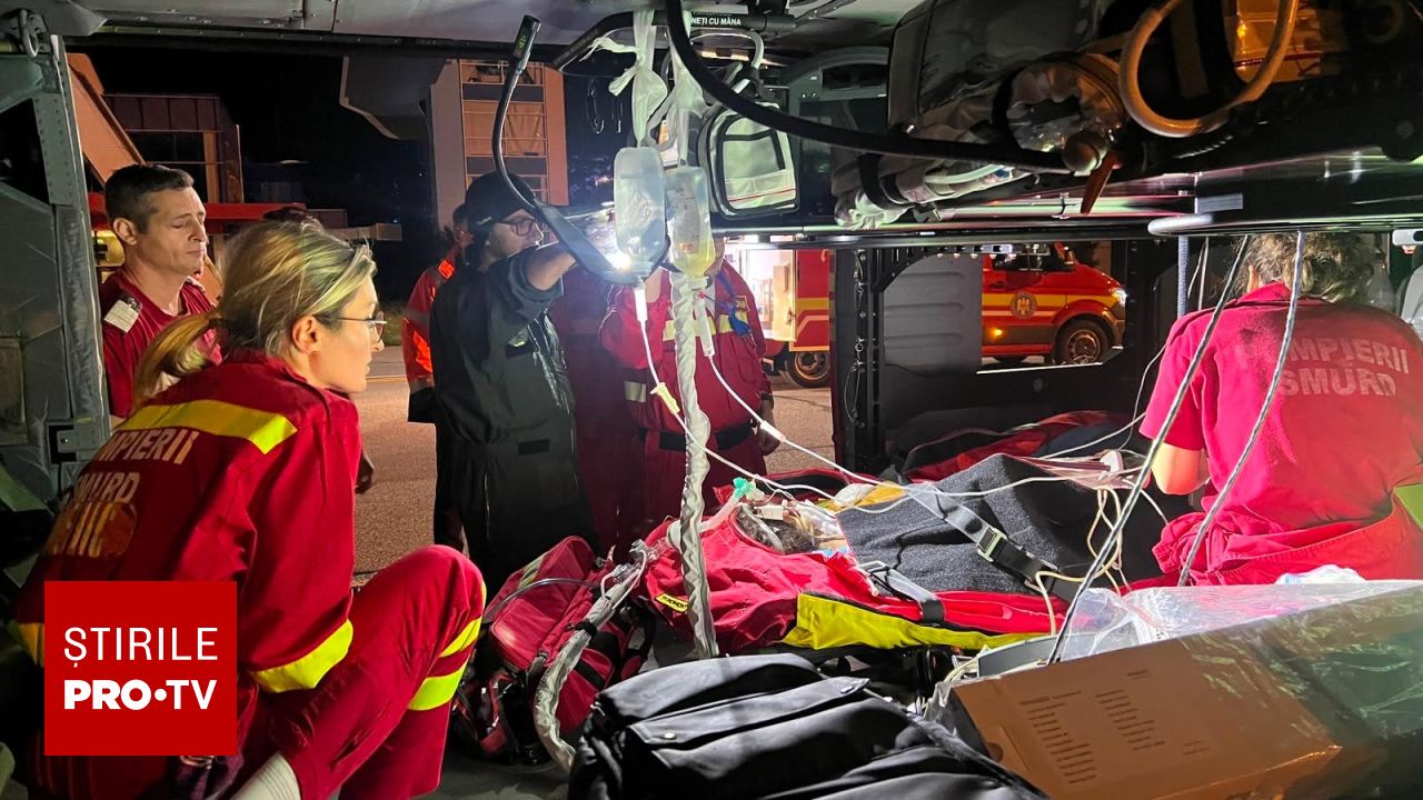 Premiera României: Tânără în stare gravă, salvată de elicopterul Black Hawk