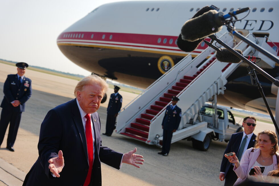 Trump zboară cu Air Force One de 400 de milioane, cadou din Qatar
