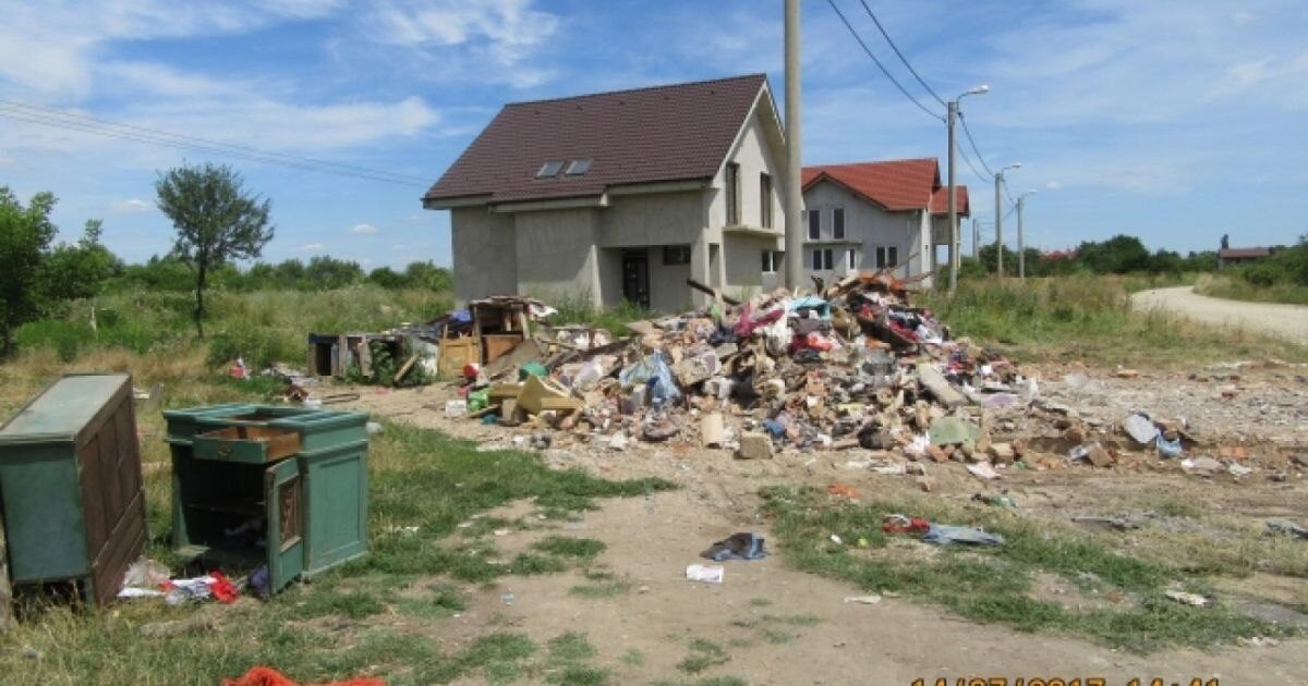 Case ilegale: un an pentru legalizare sau demolarea