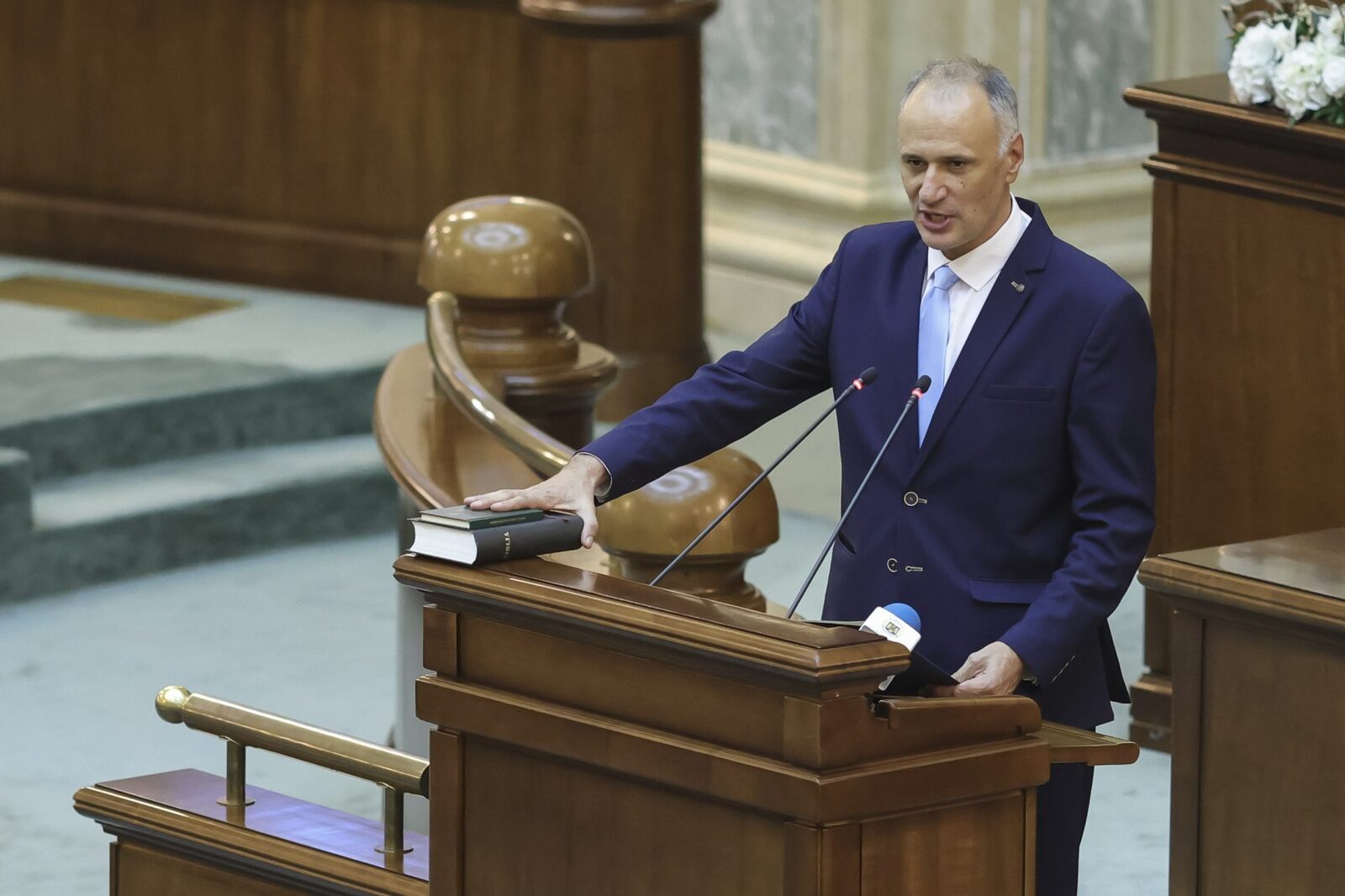 USR atacă Legea ANI la CCR: „Stalinism PSD-AUR”