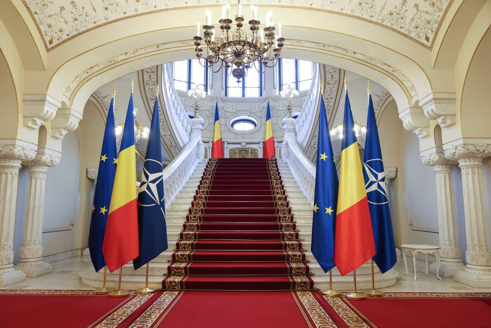 Cotroceni, semnal ferm: Legea așteptată de milioane, condiționată