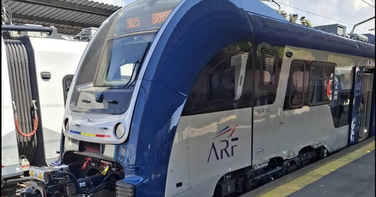 Primul tren PESA, scos din șanțuri: A ieșit la drum!