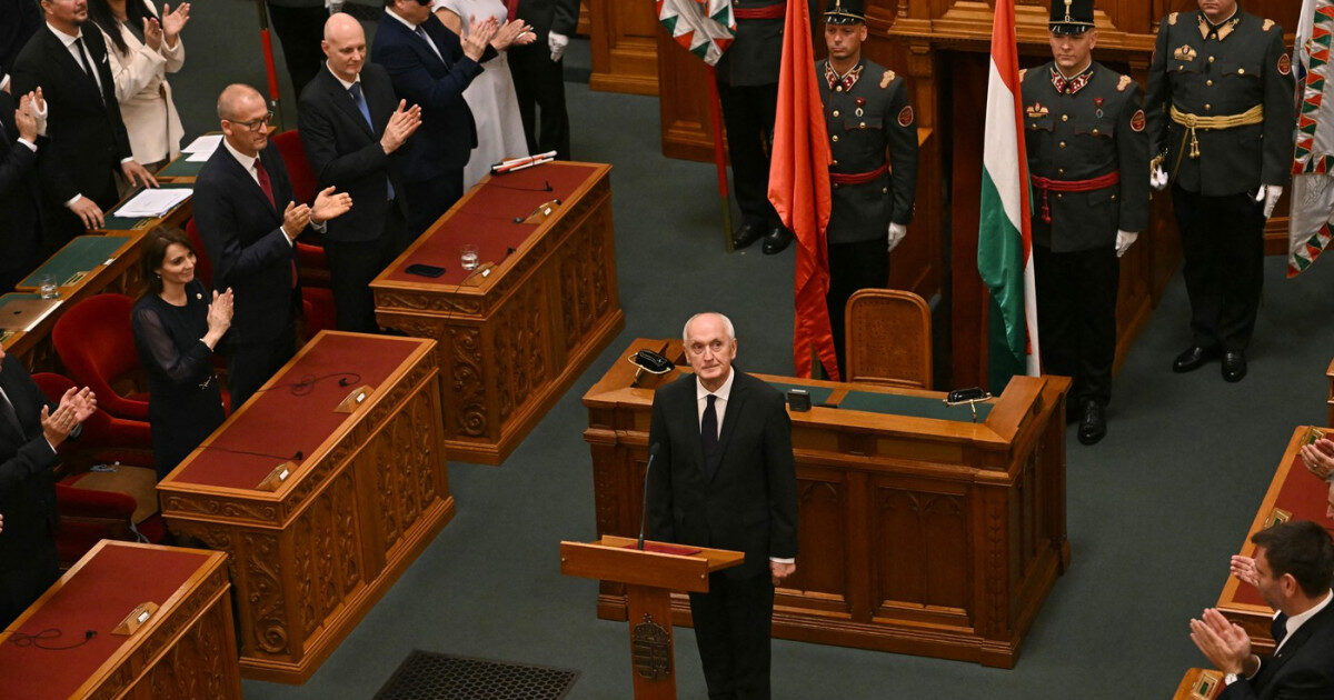 Ungaria, nou președinte: Andras Baka, ales de parlamentari