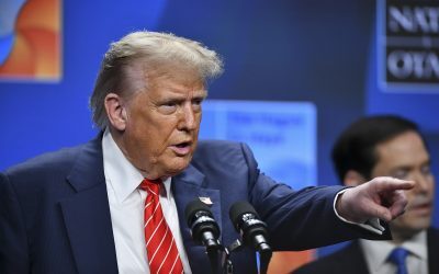 SUA, Trump testează NATO: Loialitate contra trupe în Europa