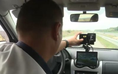 Șofer amendat cu 172 km/h ducea tatăl mușcat de câine la spital