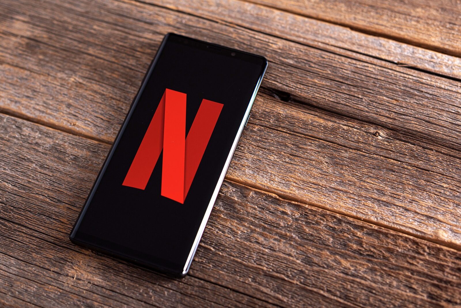 Disney+, Netflix: streaming gratuit cu reclame, prețul ascuns