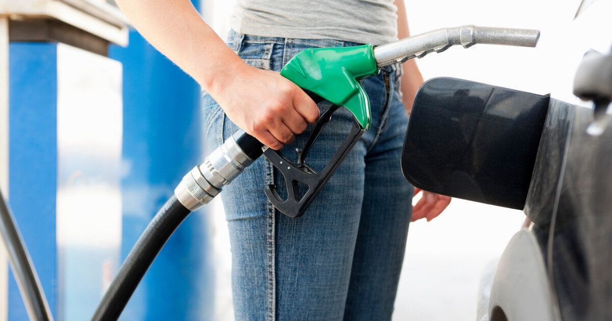 Prețuri carburanți vineri: Unde găsești cel mai ieftin litru