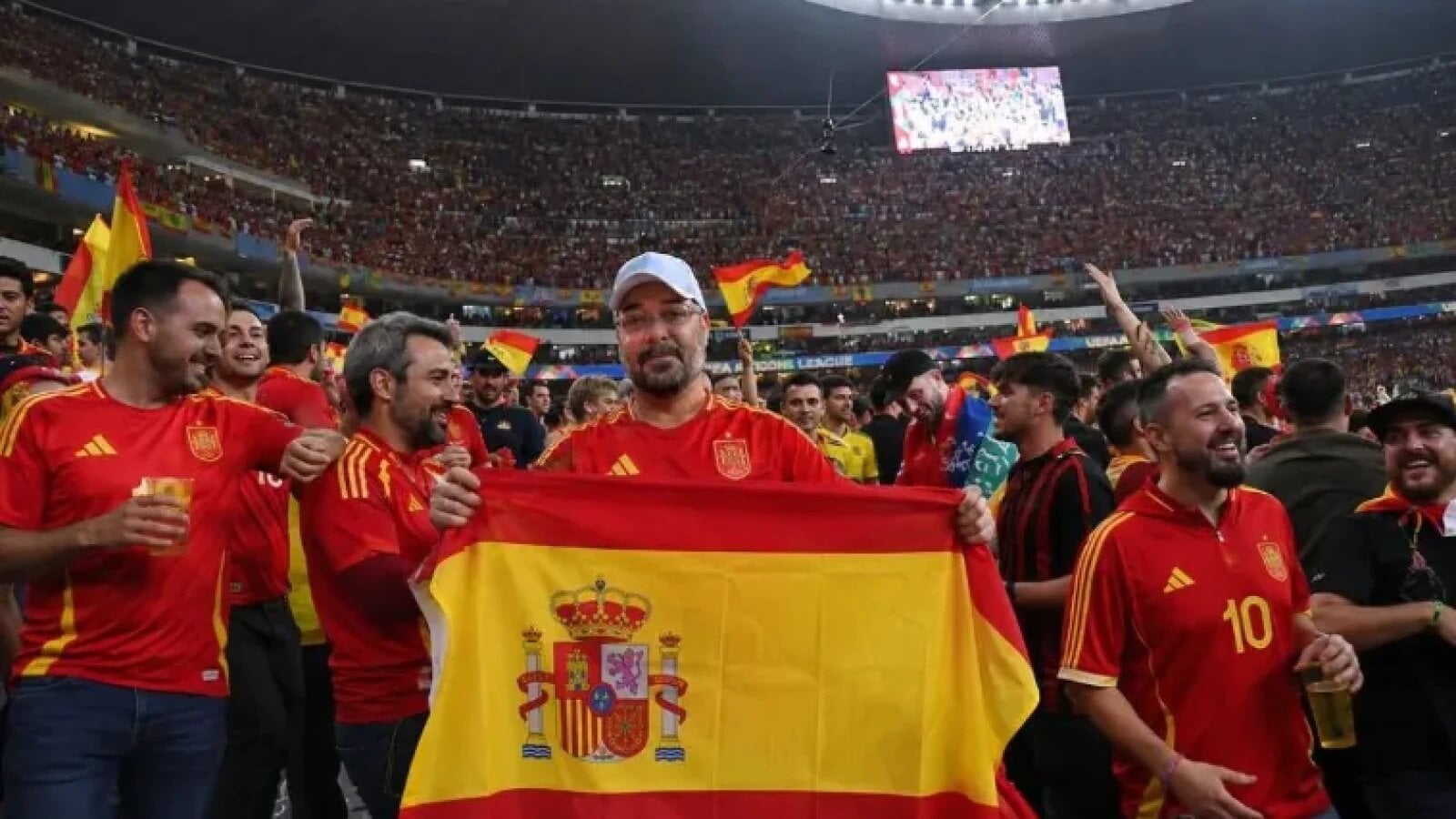 Influencer spaniol apără românii: Au câștigat respectul Spaniei