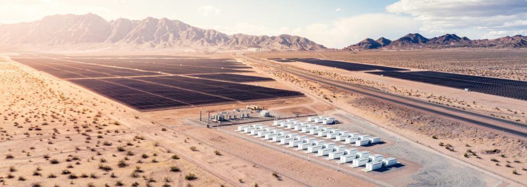 Musk folosește baterii Tesla pentru AI. Miza uriașă dezvăluită
