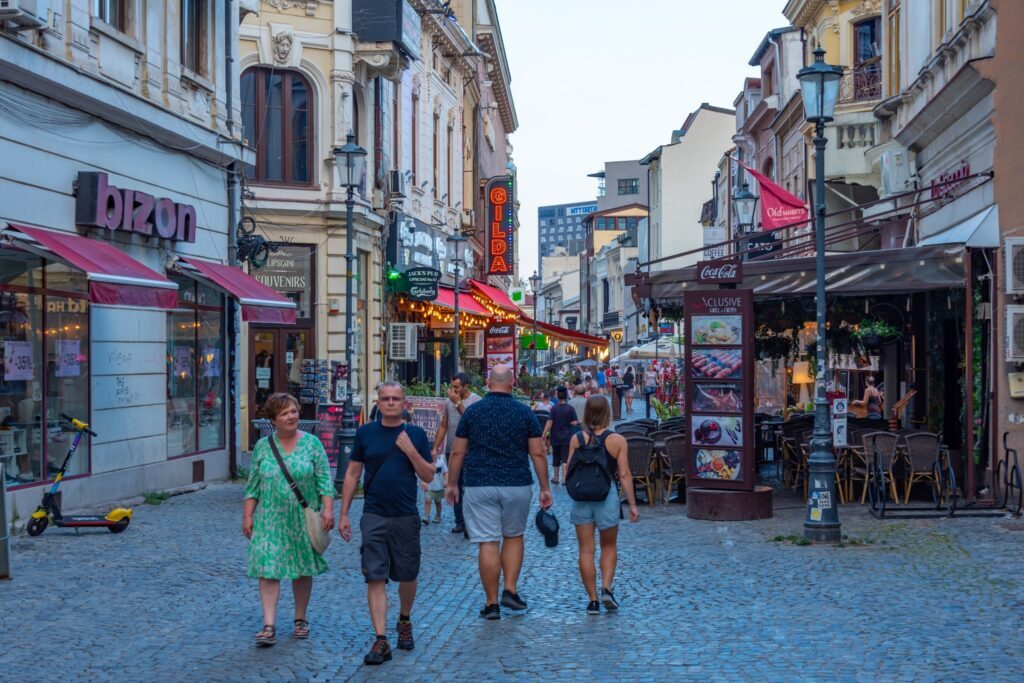 Românii fug de vacanța în țară: Ce ne-a costat plimbarea acasă