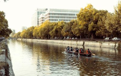 Dâmbovița, Anonimul, Lună Plină: Distracție în weekend