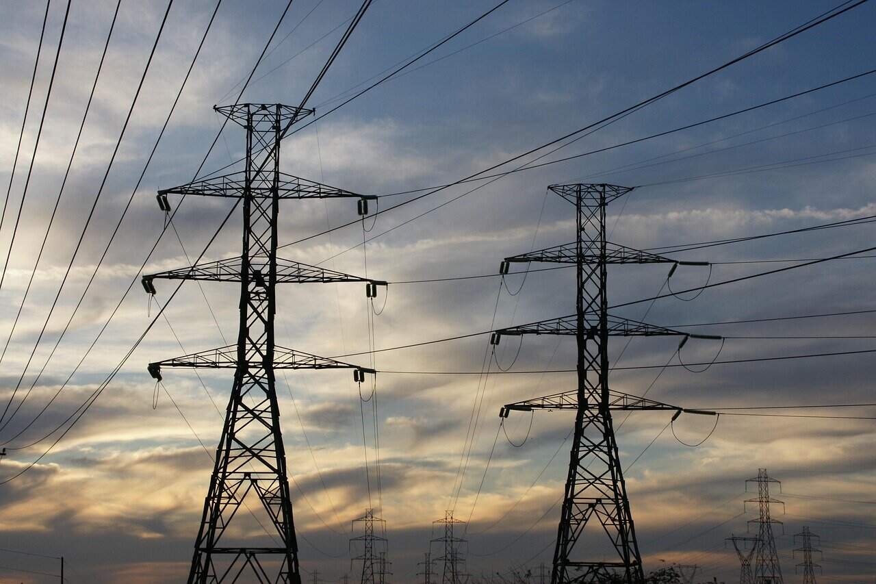 Deputații cresc avansul la gaze și energie: 60% plătit furnizorilor
