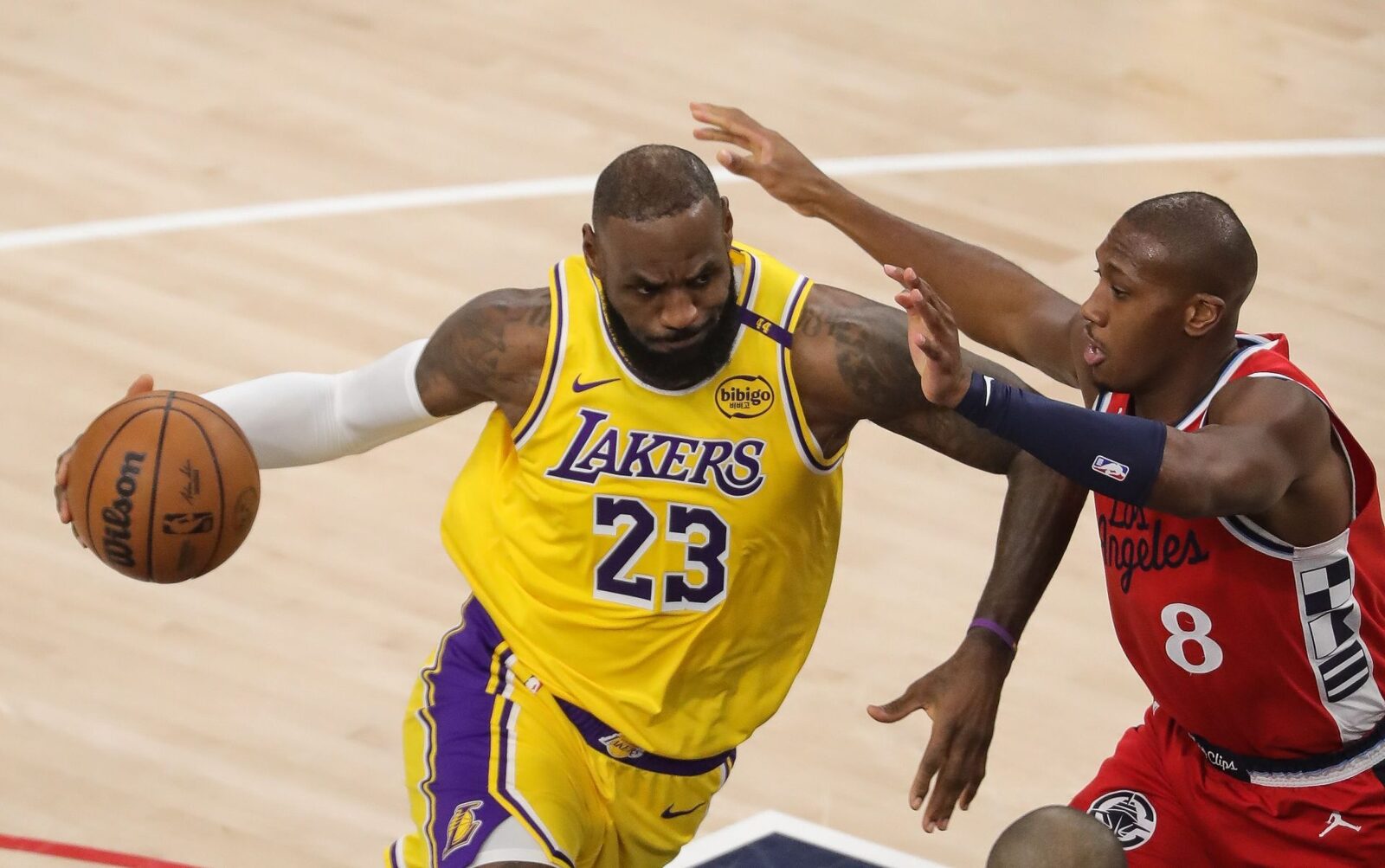 Trump: Familia ginereelui, la un pas de a cumpăra Lakers pe 12,5 miliarde $
