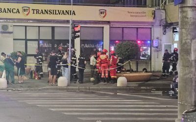 Incendiu la bloc în București: 20 de locatari, evacuați rapid
