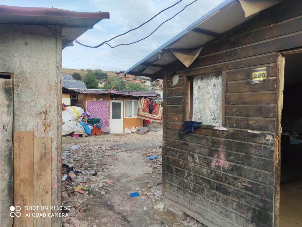 Cluj: 569 de copii, majoritatea din Pata Rât, au „masă caldă”