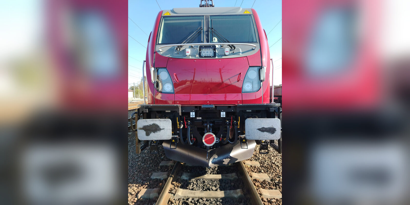 Trenuri noi, miliarde irosite: Ce blochează locomotivele în România