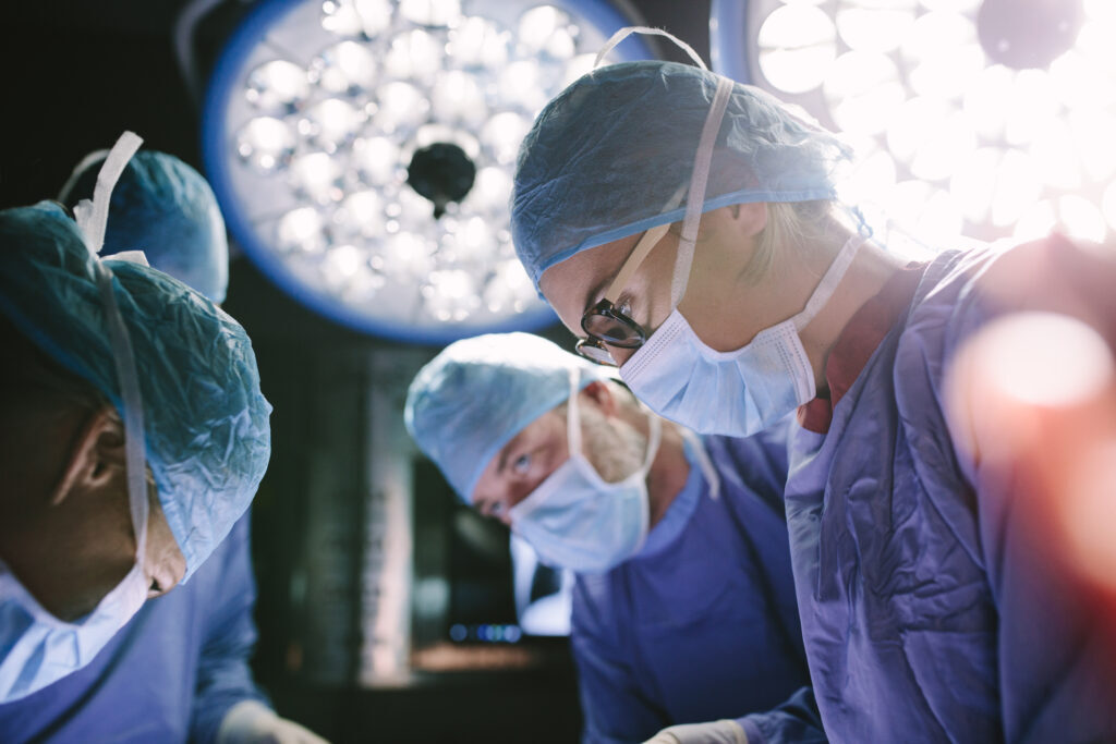 Iași: Două vieți salvate duminică la transplanturi renale