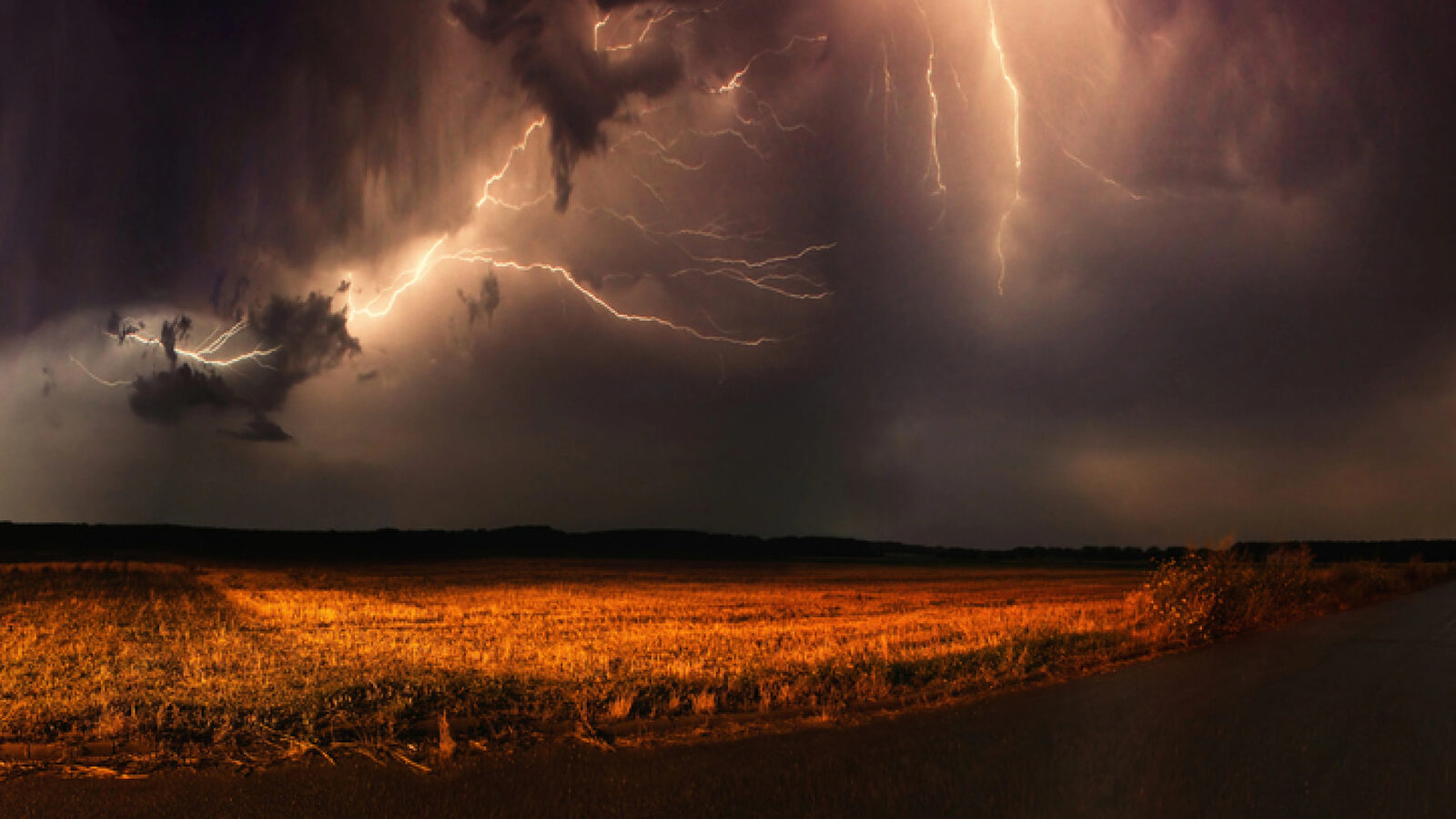Kazahstan: Vânt, ploi și ninsori – alerte meteo severe