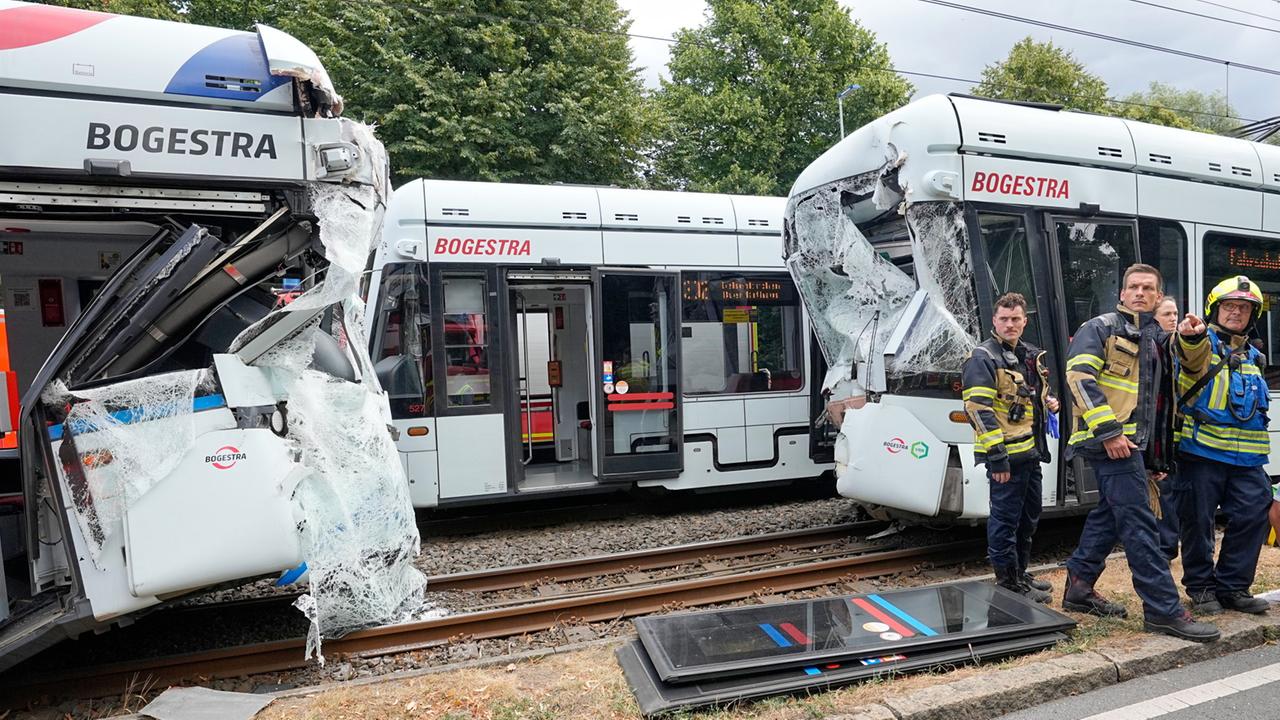 Tramvaie colizionate grav în Gelsenkirchen, zeci de răniți