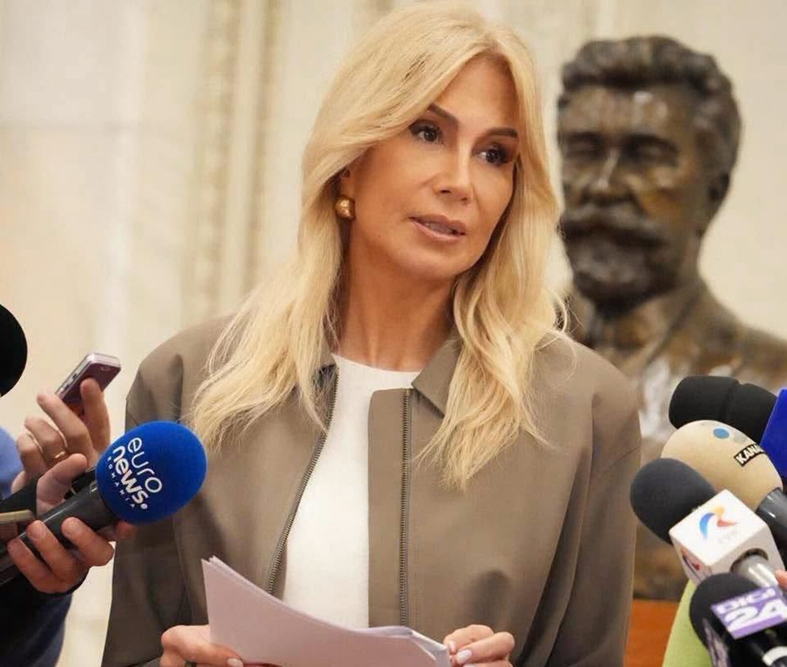 Turcan, atac la ministrul Culturii: conflict cât clădirea ministerului