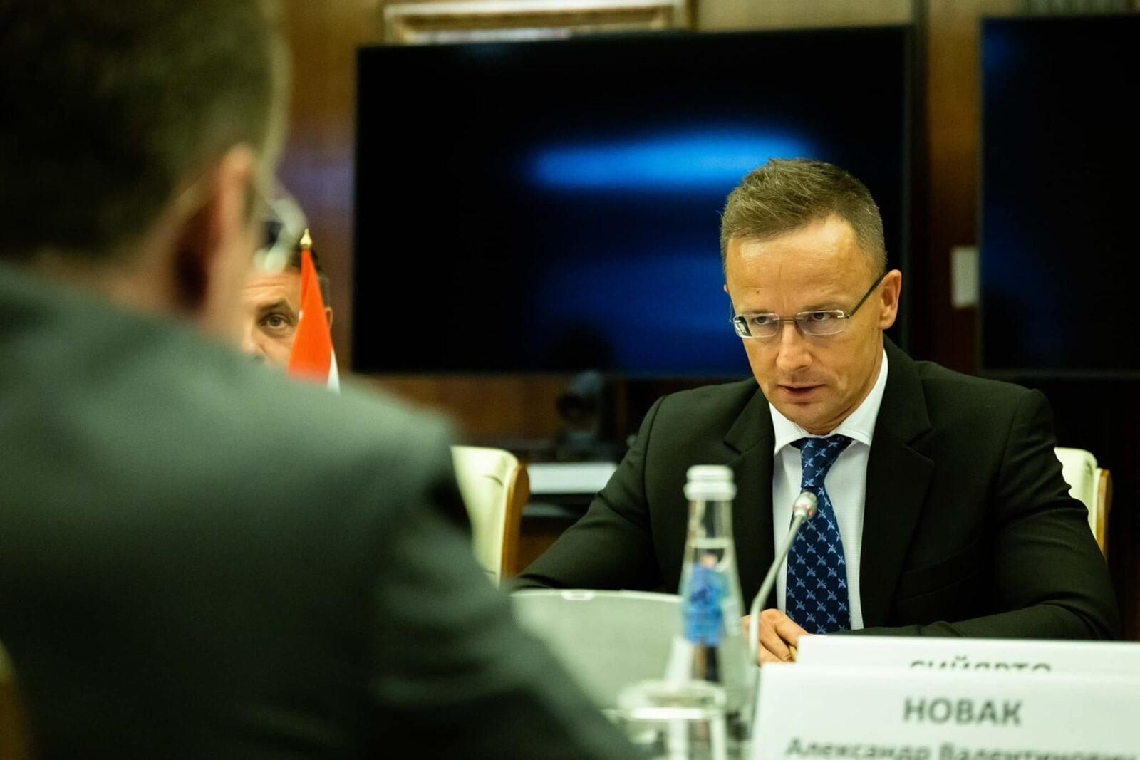 Szijjarto, anchetat de Parlament pentru noul job la BYD