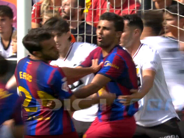 Rodri i-a spart nasul lui Eric Garcia, arbitru a oprit meciul