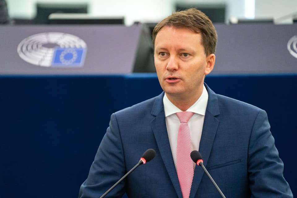 Mureșan, reacție la acuzații: „Am sprijinit Guvernul”