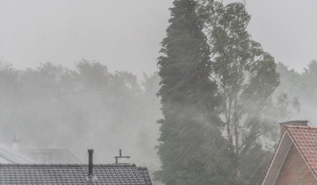 Alertă meteo: Vânt, grindină și ploi torențiale în județe