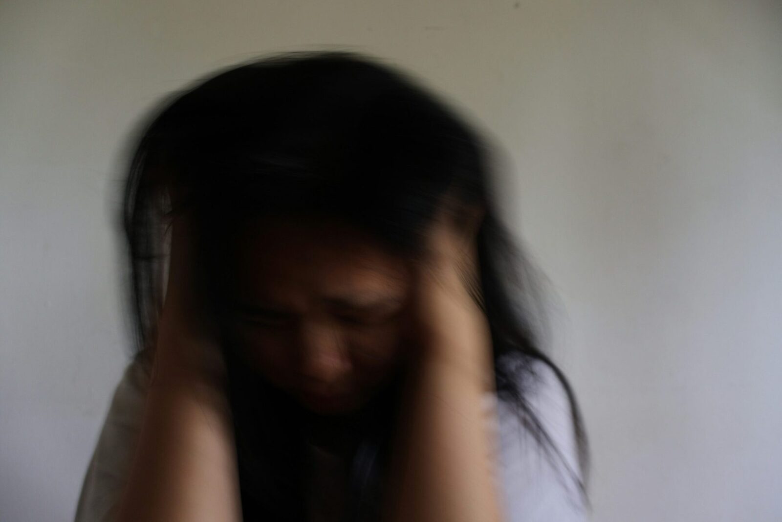 Râsul alungă ceața mentală: stimulează creierul