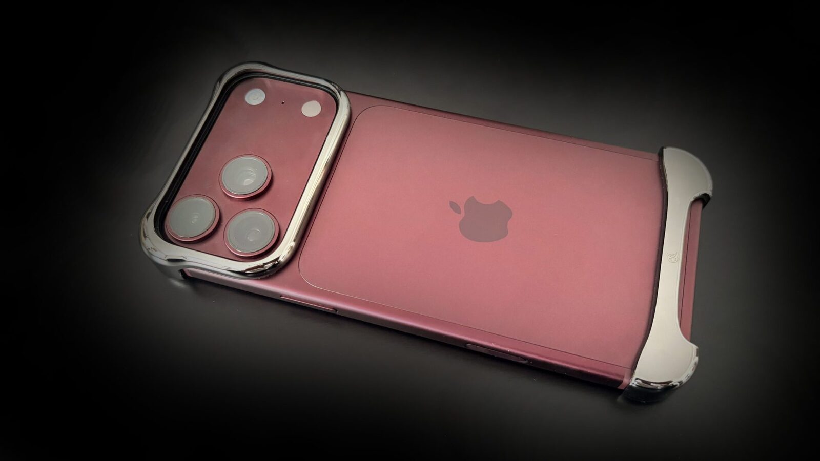 Arc Pulse: iPhone 18 Pro protejat, dar liber. Simțiți-l complet