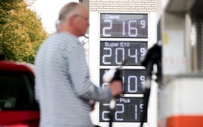 Europa cedează presiunii SUA, eliberează rezerve de motorină