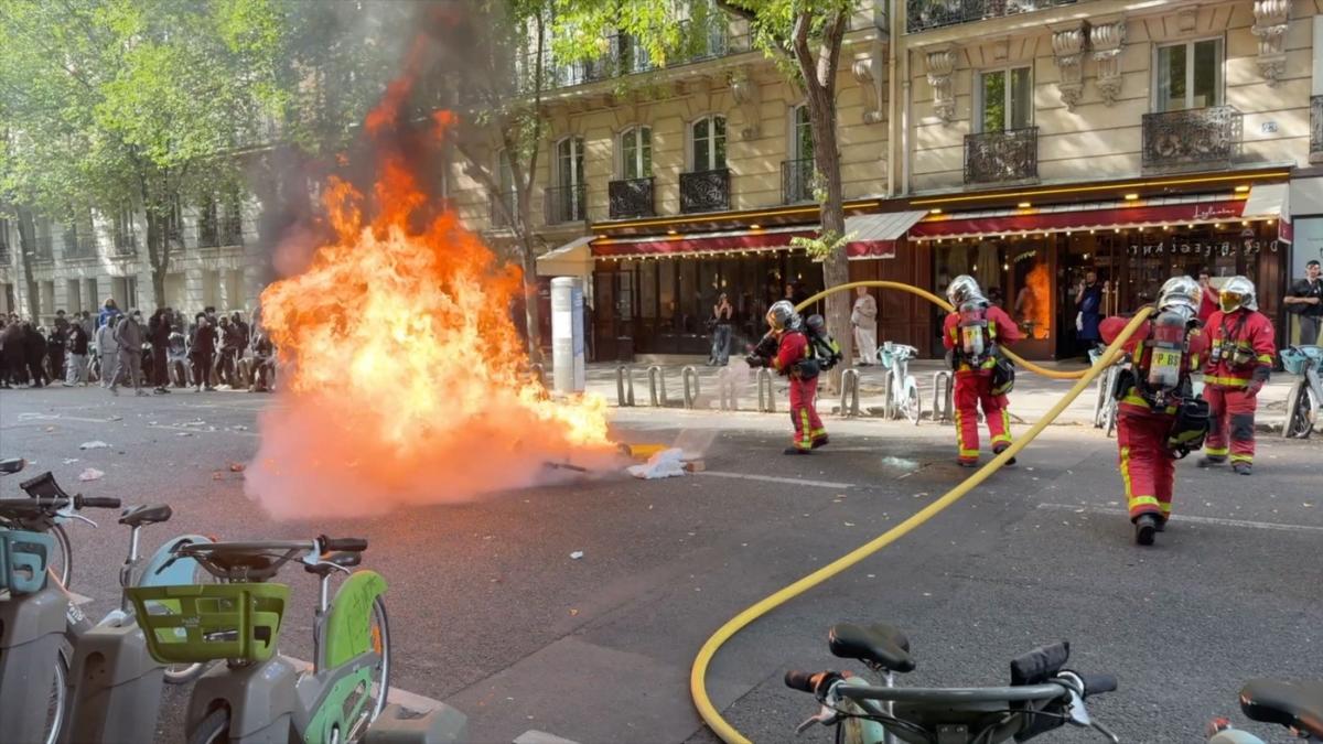 Șeful poliției Paris: Protestele elevilor, scăpate de sub control